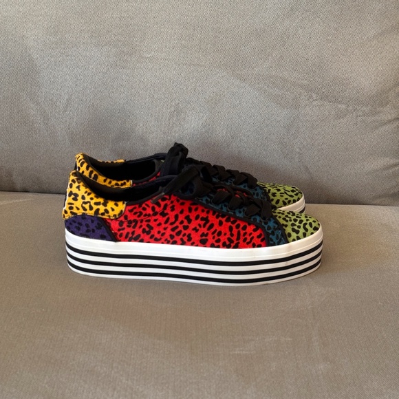 Alice + Olivia Falyn Platform Animal Print Calf Fur Colored Rainbow Sneakers - Picture 3 of 10
